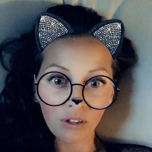 Meet your Posher, Angie